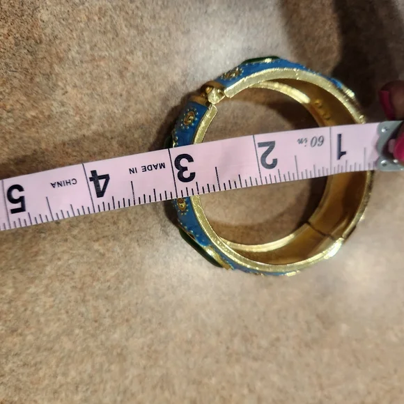 Blue, gold  and lime green bracelet. - Picture 3 of 5